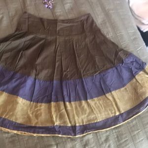 Knee length blocked color skirt!